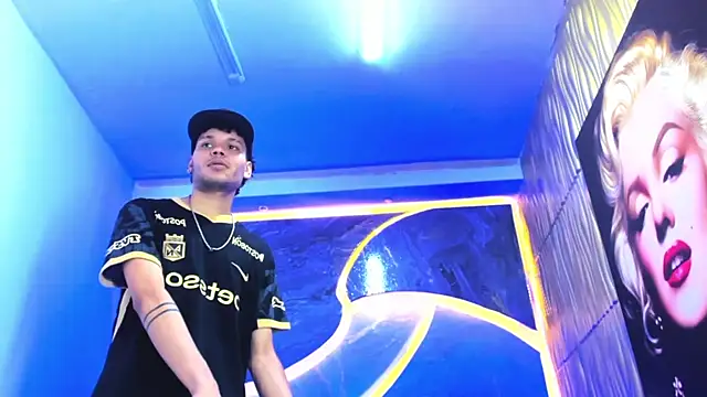 Snapshot of Lucas_hot_20 chatting on 9, 2, 2026 Lucas hot 20 online show from 9, 2, 2026