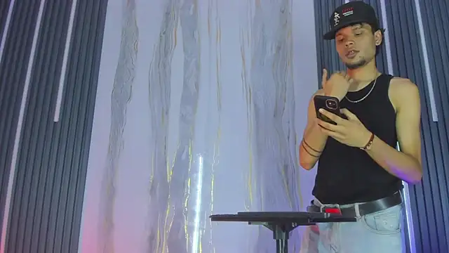 Snapshot of Lucas_hot_20 chatting on 20, 2, 2026 Lucas hot 20 online show from 20, 2, 2026