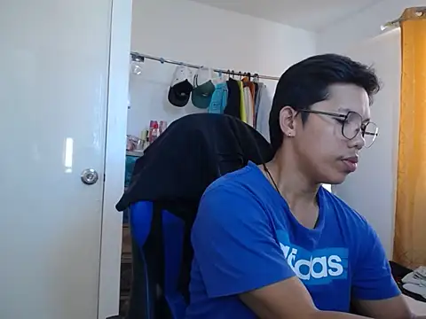 holly oreo online show from 21, 6, 2026