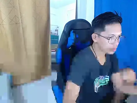 holly oreo online show from 13, 7, 2026