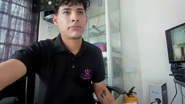 Snapshot of MaxStar26 chatting on 12, 1, 2026 MaxStar26 online show from 12, 1, 2026