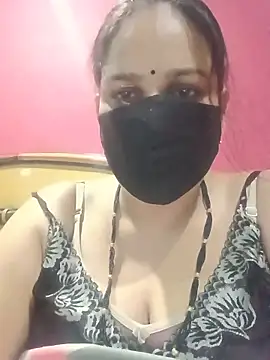 Snapshot of 01Roshani chatting on 21, 6, 2026 01Roshani online show from 21, 6, 2026
