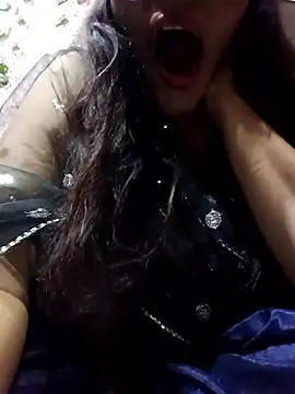 Snapshot of 01Roshani chatting on 6, 1, 2026 01Roshani online show from 6, 1, 2026