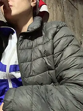 hinicky-0 online show from 3, 2, 2026