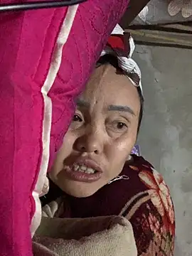 hinicky-0 online show from 5, 3, 2026