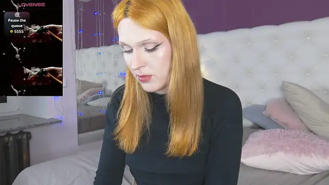 LunaBl1ss online show from 13, 2, 2026