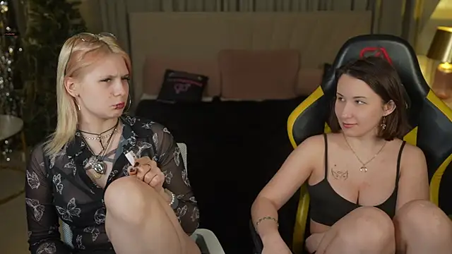 Zoe Kiss online show from 6, 1, 2026