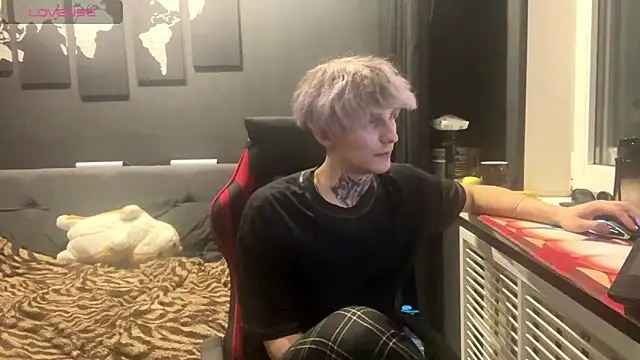 Mastur Bister online show from 15, 1, 2026