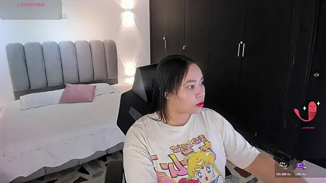 Snapshot of ThaliaBrookss_ chatting on 19, 7, 2026 ThaliaBrookss online show from 19, 7, 2026