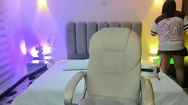 ThaliaBrookss  online show from 17, 2, 2026