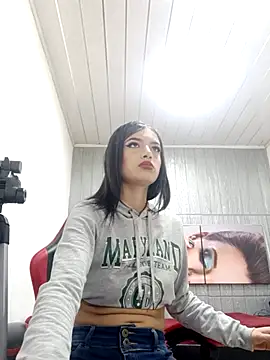 honeyluxe  online show from 27, 2, 2026