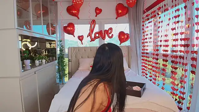 Bruna Ferrazz online show from 13, 2, 2026