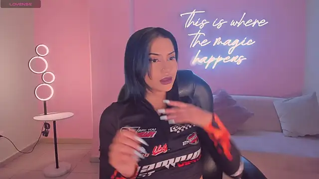 KayraLanne online show from 18, 1, 2026