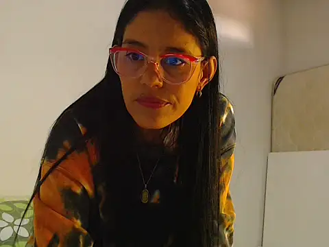 Snapshot of Elizabeth_manzon chatting on 27, 5, 2026 Elizabeth manzon online show from 27, 5, 2026