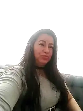 Helen Novoa online show from 4, 3, 2026