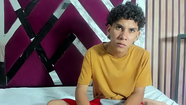 jhonaEstrada online show from 9, 1, 2026