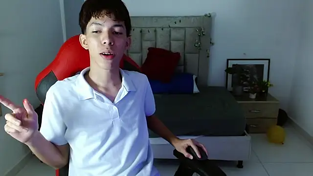 Snapshot of Nico__fox123 chatting on 5, 1, 2026 Nico fox123 online show from 5, 1, 2026