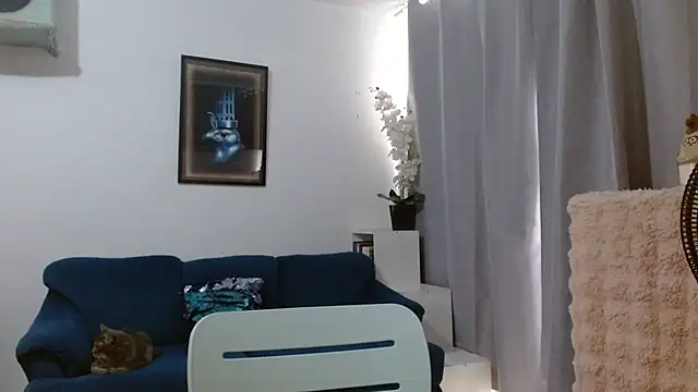 Almaglow  online show from 3, 6, 2026
