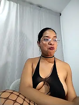 KATALINA SANTANA  online show from 12, 4, 2026