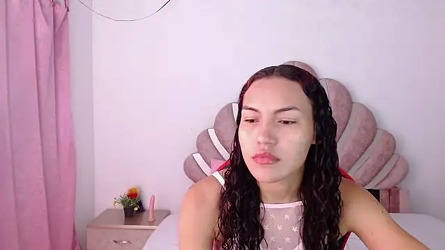 Naya  fox723 online show from 4, 2, 2026