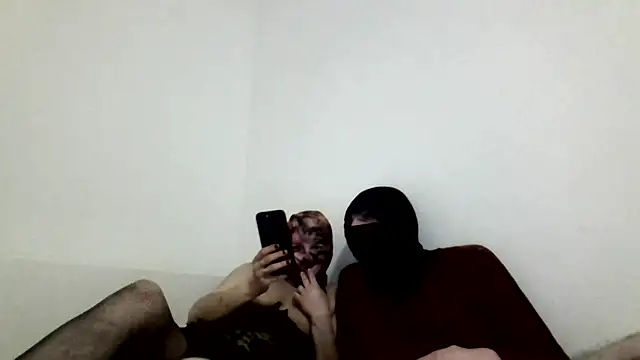 Snapshot of nyrazen chatting on 3, 4, 2026 nyrazen online show from 3, 4, 2026