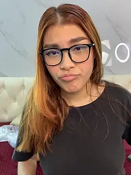 CrystalFairy007 online show from 18, 4, 2026