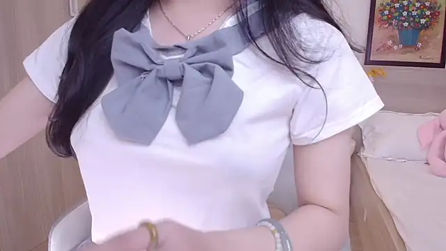 BunnyT Bae   online show from 15, 5, 2026