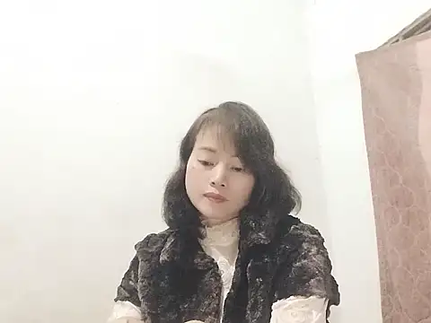 Sophie sexy7 online show from 10, 1, 2026