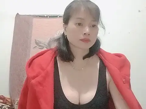 Sophie sexy7 online show from 4, 2, 2026