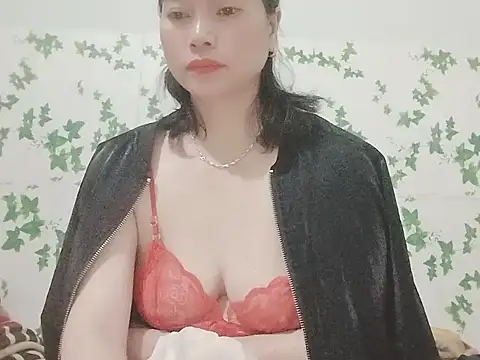 Sophie sexy7 online show from 6, 3, 2026