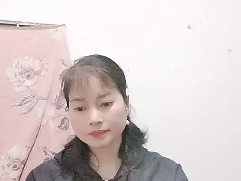 Sophie sexy7 online show from 3, 2, 2026