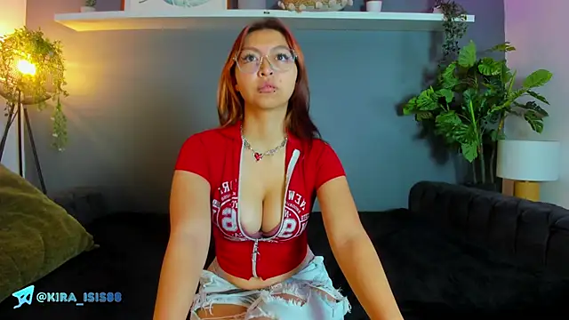 Kira Exe  online show from 18, 5, 2026