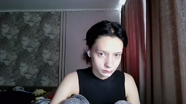 Snapshot of LxayBloom chatting on 16, 2, 2026 LxayBloom online show from 16, 2, 2026