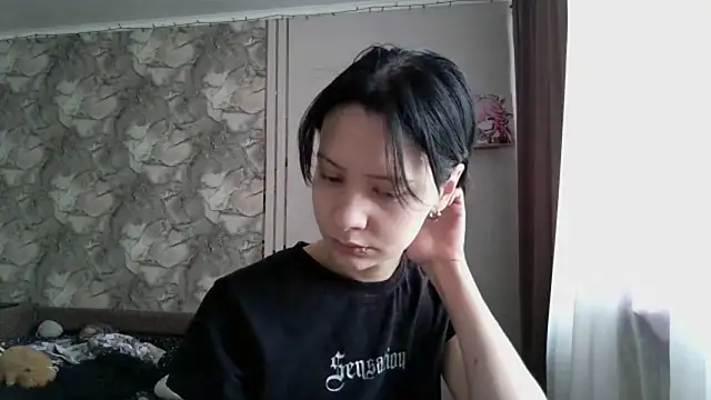 Snapshot of LxayBloom chatting on 9, 2, 2026 LxayBloom online show from 9, 2, 2026