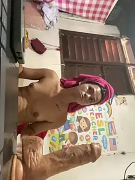 HugeNipsRosalinda online show from 12, 4, 2026