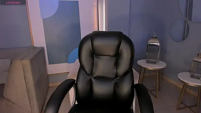 Snapshot of GiannaWatson chatting on 10, 6, 2026 GiannaWatson online show from 10, 6, 2026