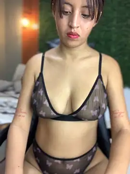 PaulaSweetFire  online show from 4, 2, 2026