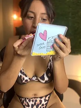 PaulaSweetFire  online show from 27, 3, 2026