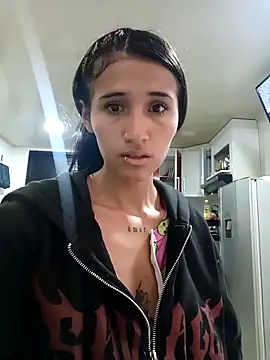 Snapshot of Aria_Maeh chatting on 3, 2, 2026 Aria Maeh online show from 3, 2, 2026