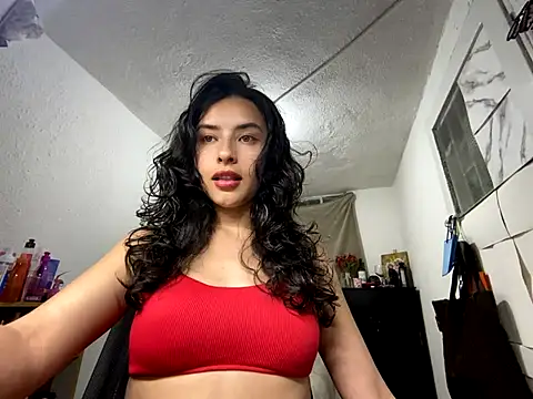 auroramooon online show from 7, 1, 2026