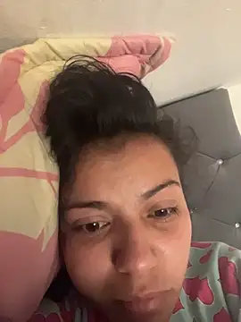 Snapshot of cinthia2011 chatting on 15, 2, 2026 cinthia2011 online show from 15, 2, 2026