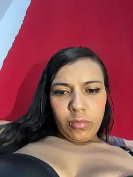 Snapshot of cinthia2011 chatting on 3, 2, 2026 cinthia2011 online show from 3, 2, 2026