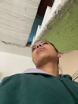 Snapshot of cinthia2011 chatting on 13, 2, 2026 cinthia2011 online show from 13, 2, 2026