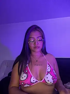 queen of you heart online show from 2, 4, 2026