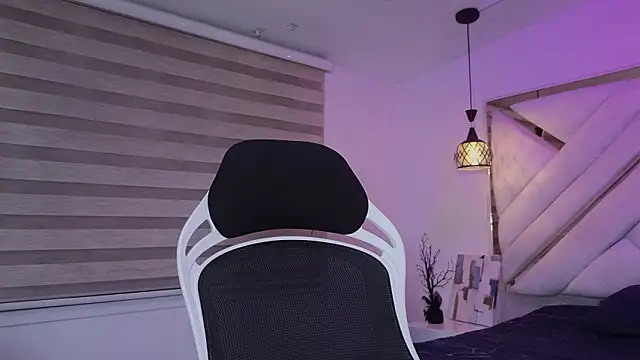 Snapshot of mia_gatesvg chatting on 12, 2, 2026 mia gatesvg online show from 12, 2, 2026