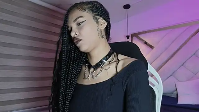 mia gatesvg online show from 6, 3, 2026