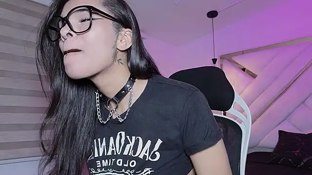 Snapshot of mia_gatesvg chatting on 7, 2, 2026 mia gatesvg online show from 7, 2, 2026