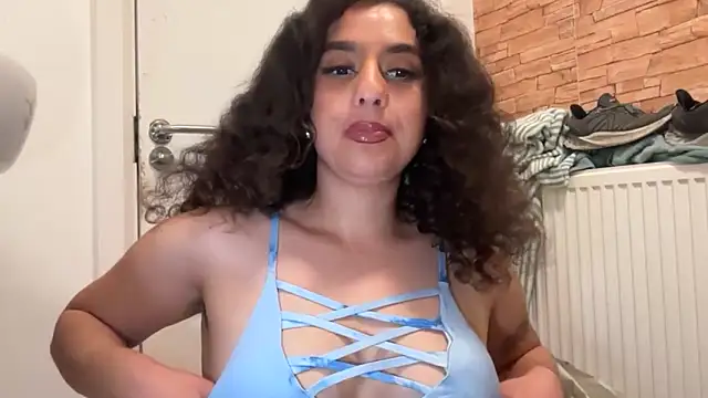 Snapshot of fayfay21@xh chatting on 6, 4, 2026 fayfay21xh online show from 6, 4, 2026