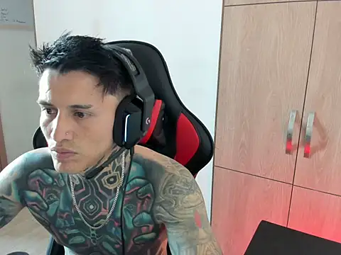 Chrissblack online show from 14, 2, 2026