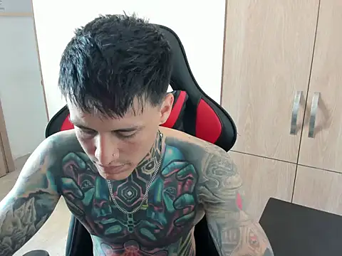 Chrissblack online show from 4, 3, 2026